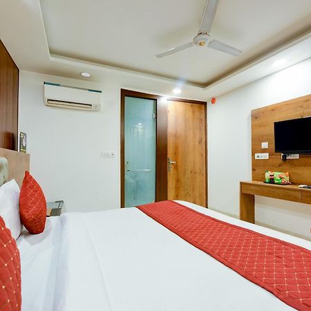 Glory Inn Near Delhi International Airport Nuova Delhi Esterno foto