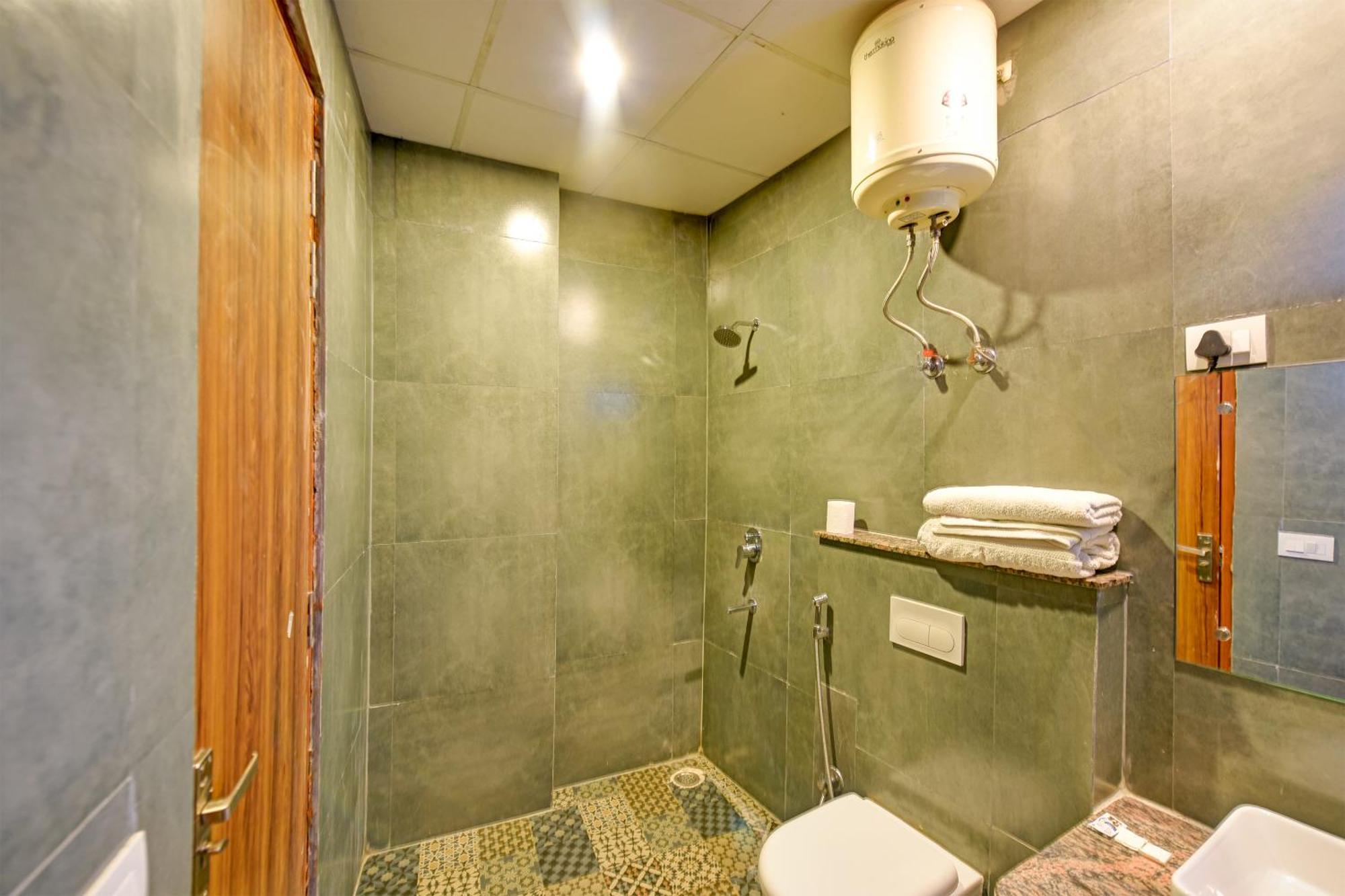 Glory Inn Near Delhi International Airport Nuova Delhi Esterno foto