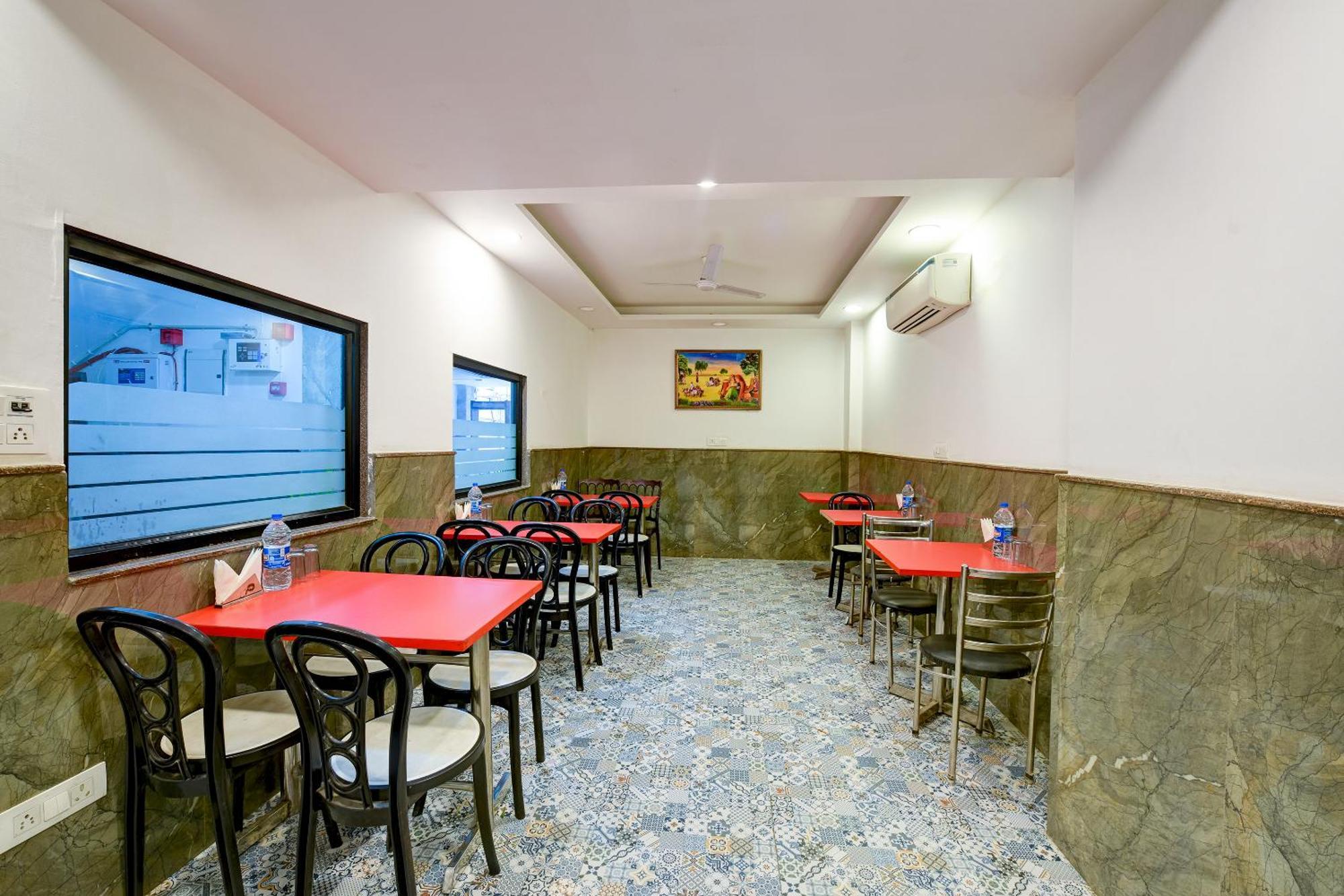 Glory Inn Near Delhi International Airport Nuova Delhi Esterno foto